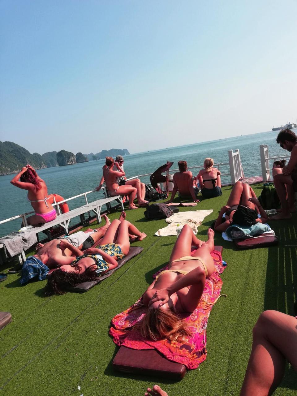 Full Moon Party Hotel Hai Phong Exteriér fotografie